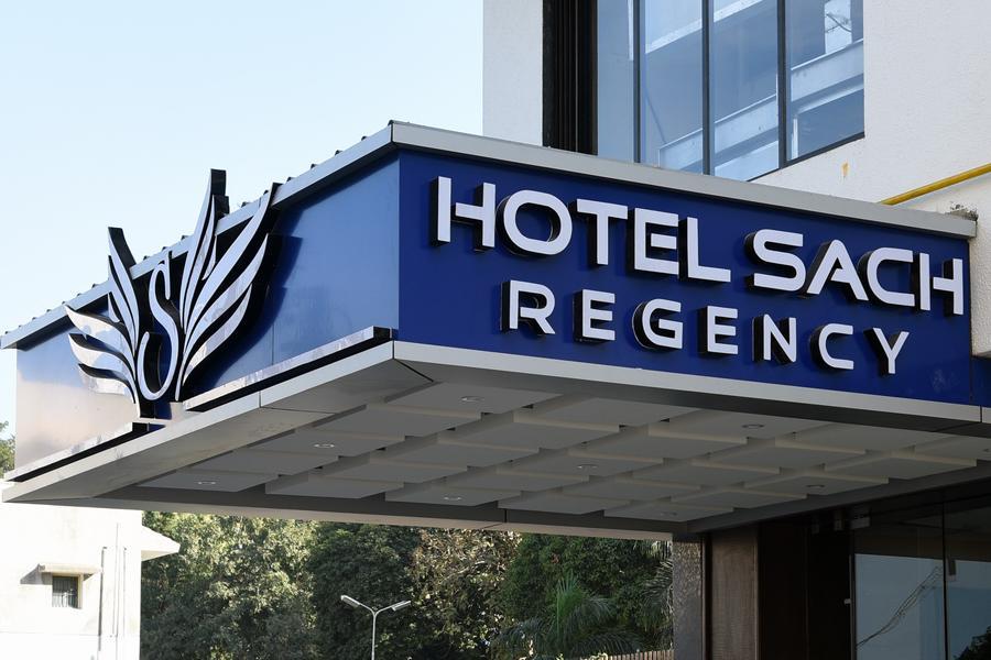 Hotel Sach Regency Anand Exterior photo
